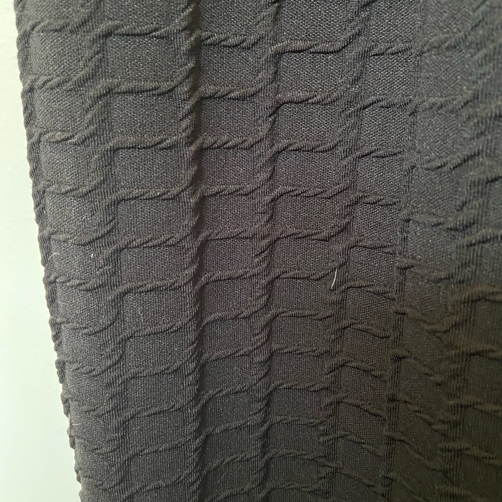 Textured pencil skirt - Picture 3 of 4